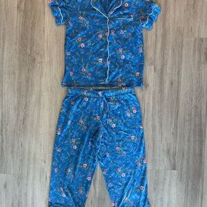Floral Blue Cropped Women’s Pajama Set